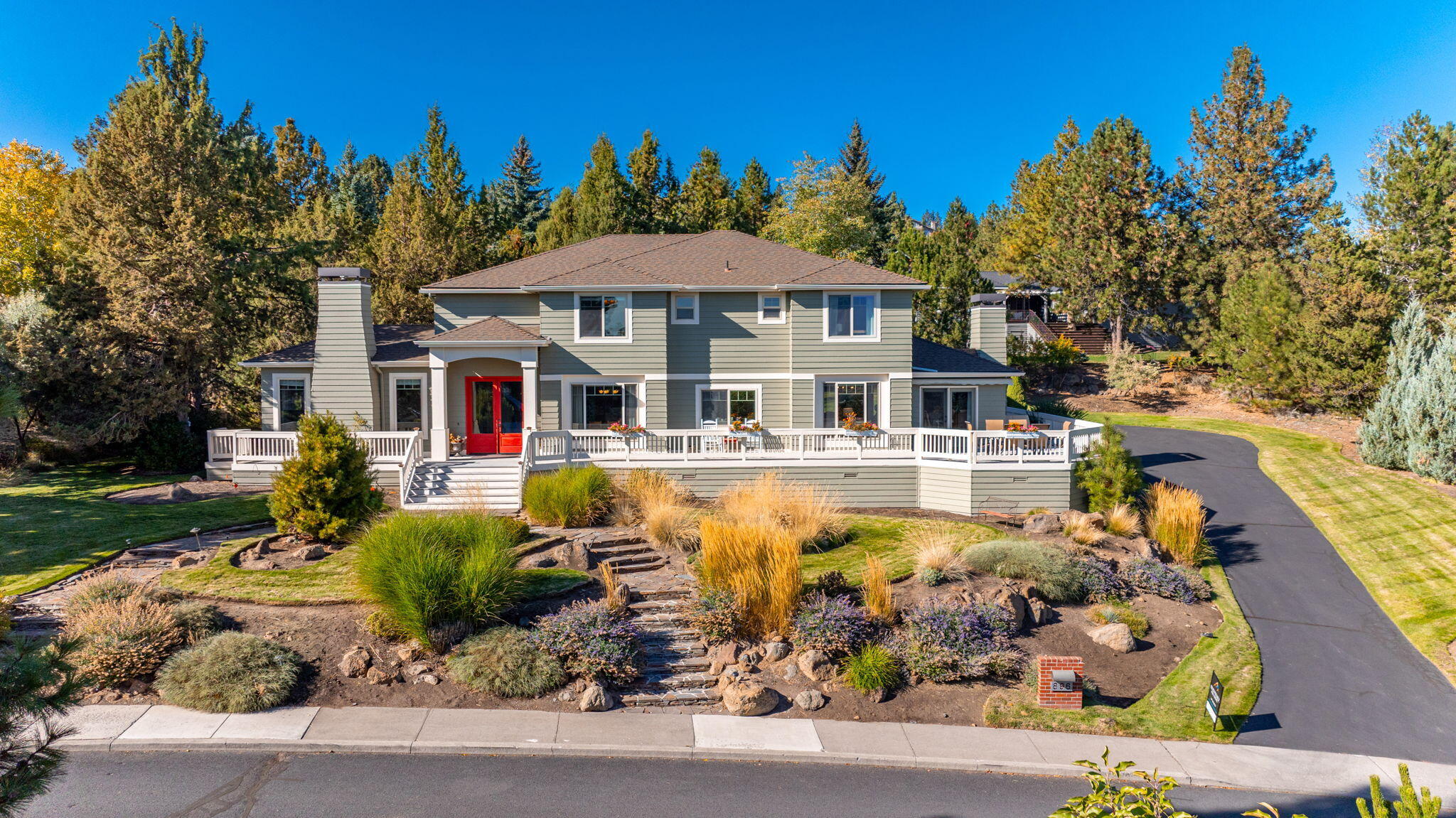 896 NW Stonepine Drive