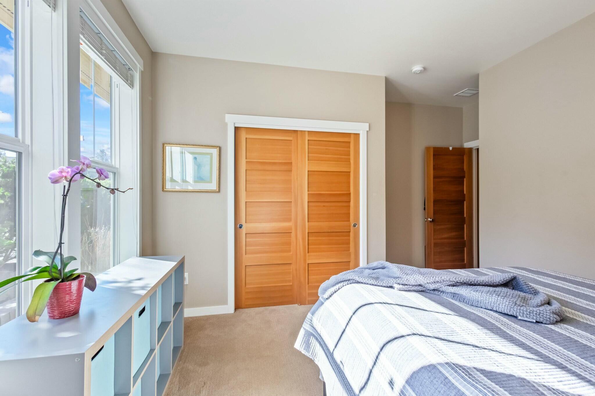 2380 NW High Lakes Loop