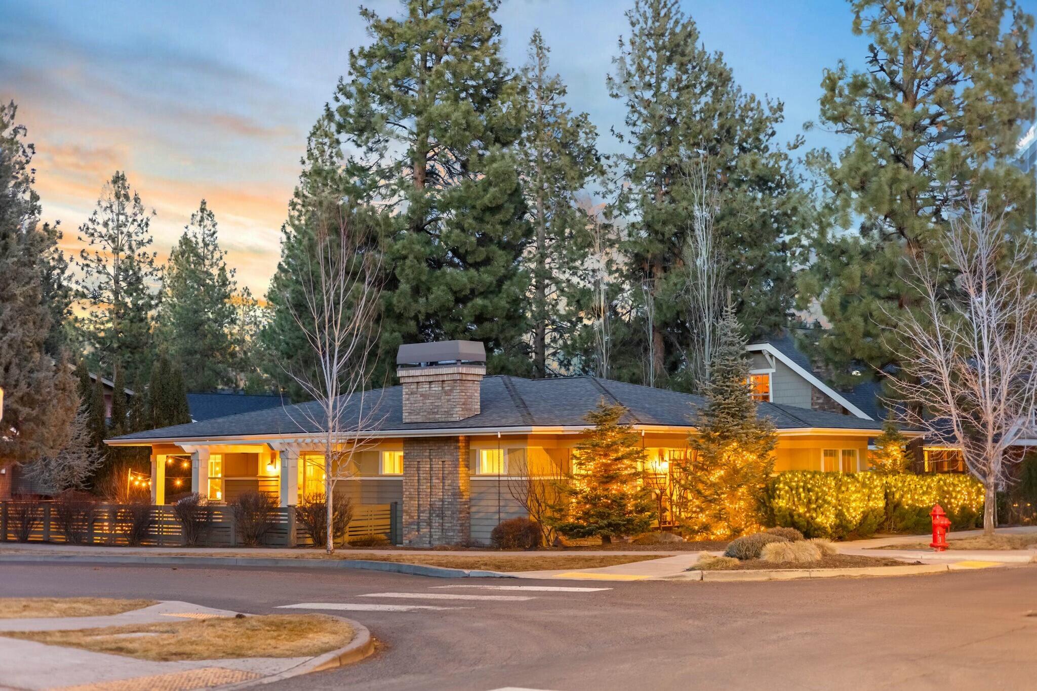 2380 NW High Lakes Loop
