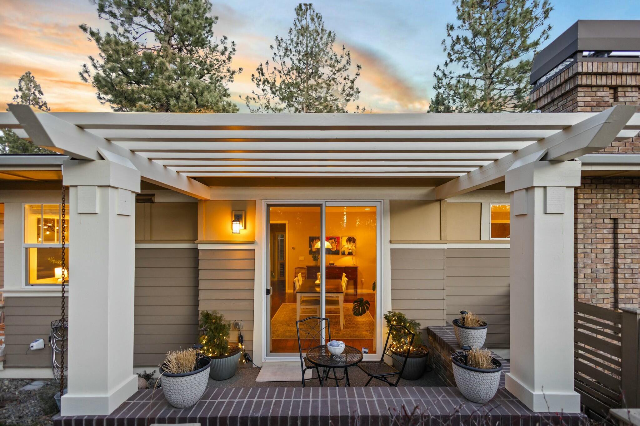 2380 NW High Lakes Loop