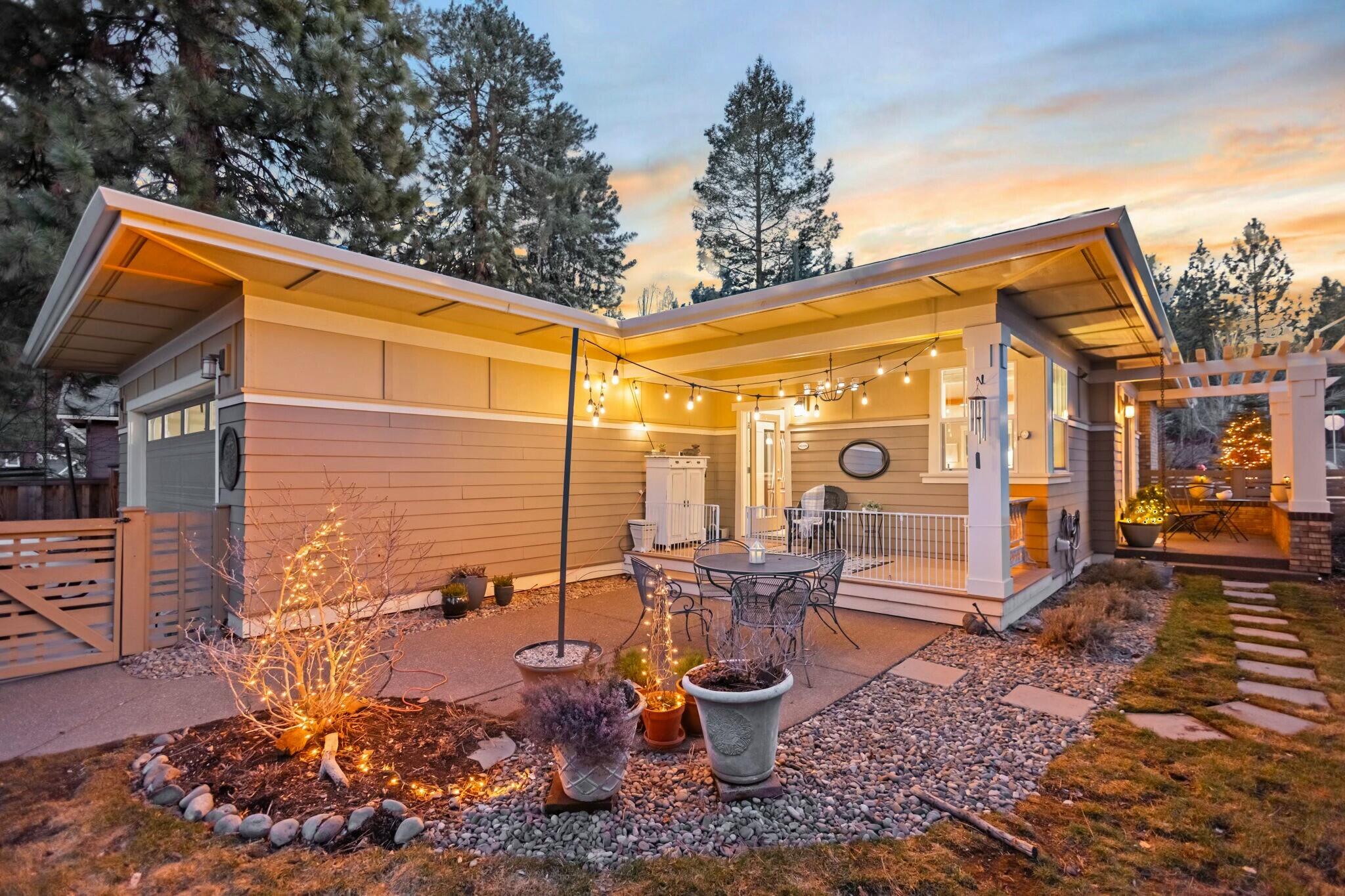 2380 NW High Lakes Loop