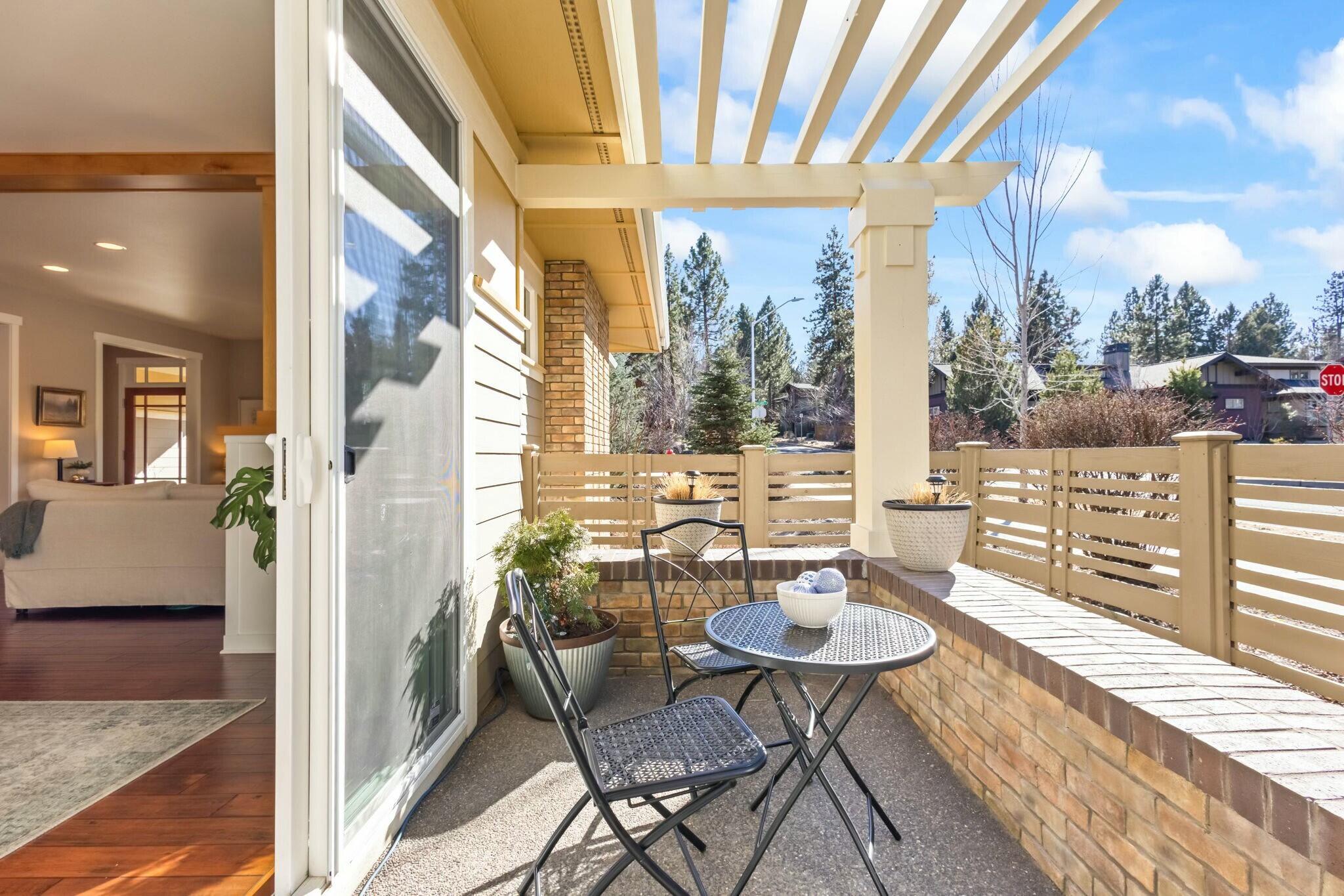 2380 NW High Lakes Loop