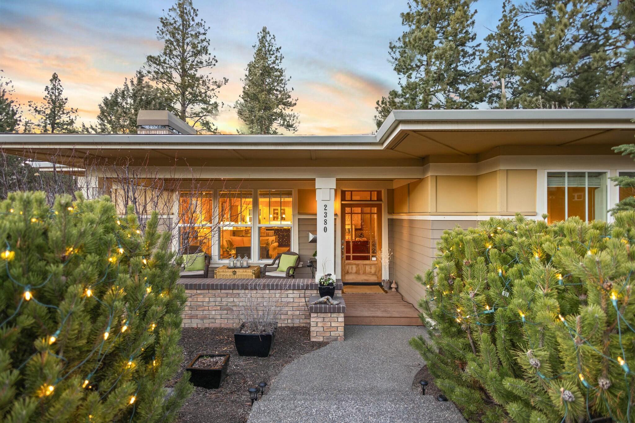 2380 NW High Lakes Loop