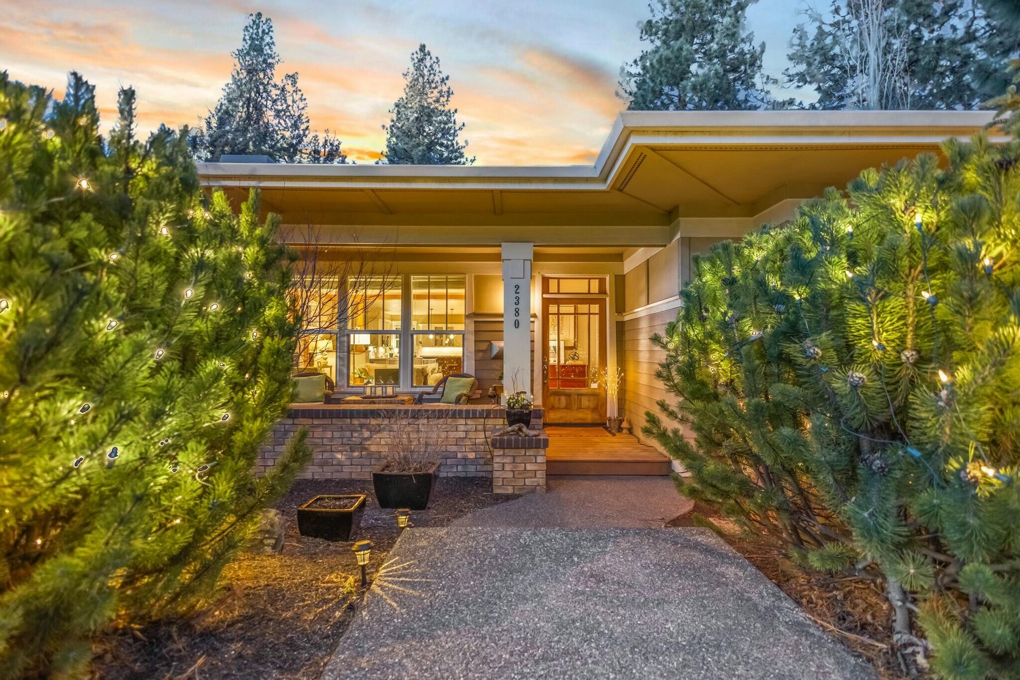 2380 NW High Lakes Loop