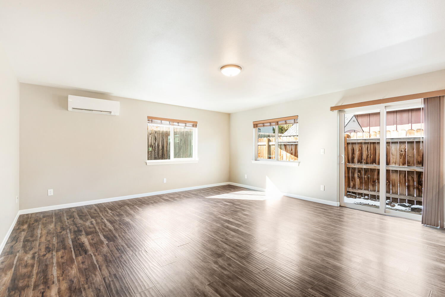 21207 Thornhill Lane