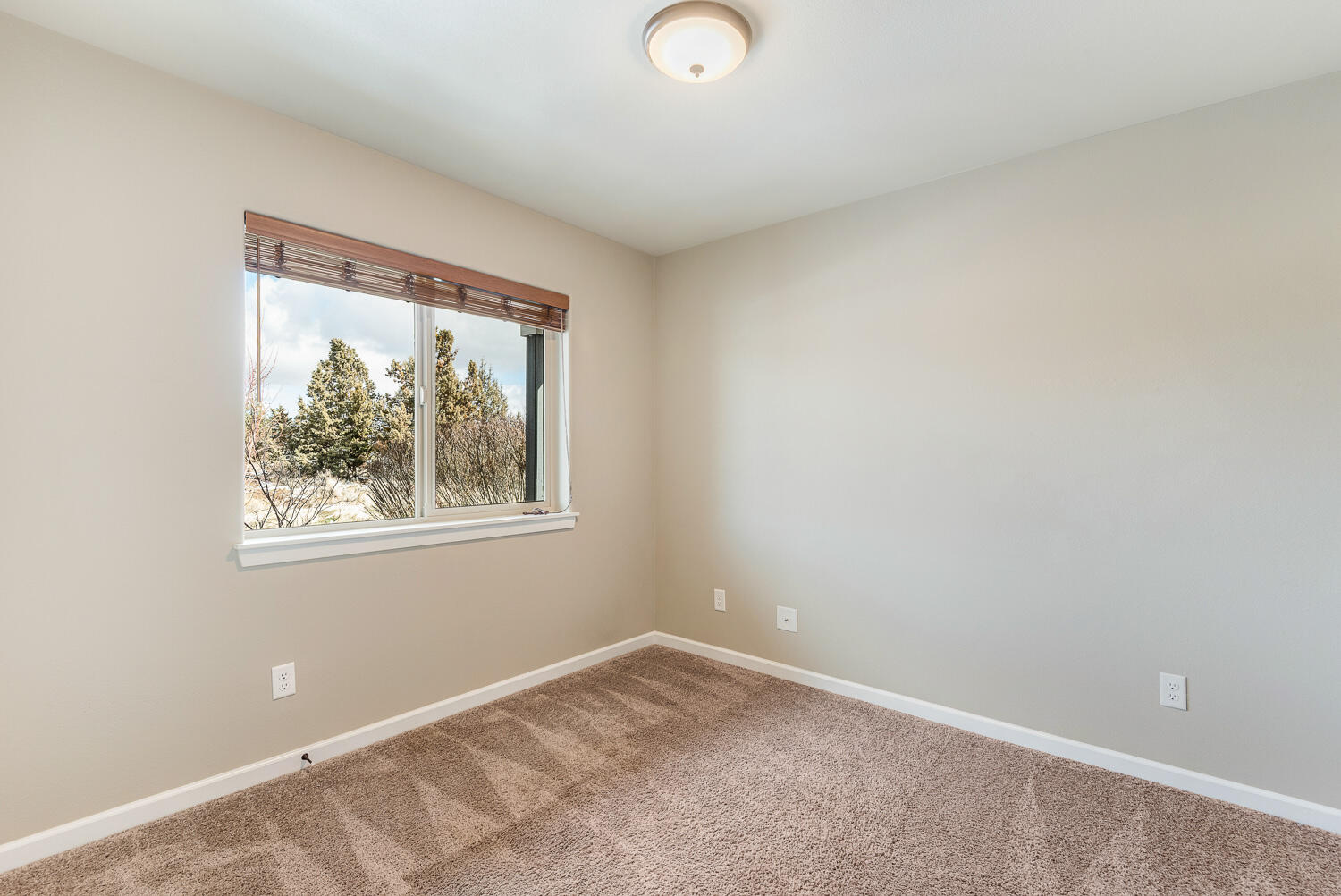 21207 Thornhill Lane