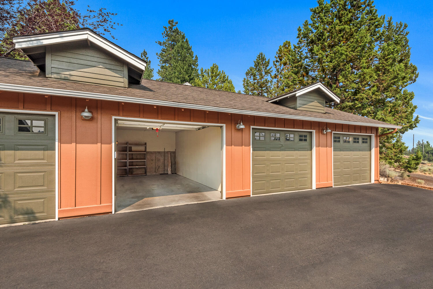 1940 NW Monterey Pines Drive, UNIT 8