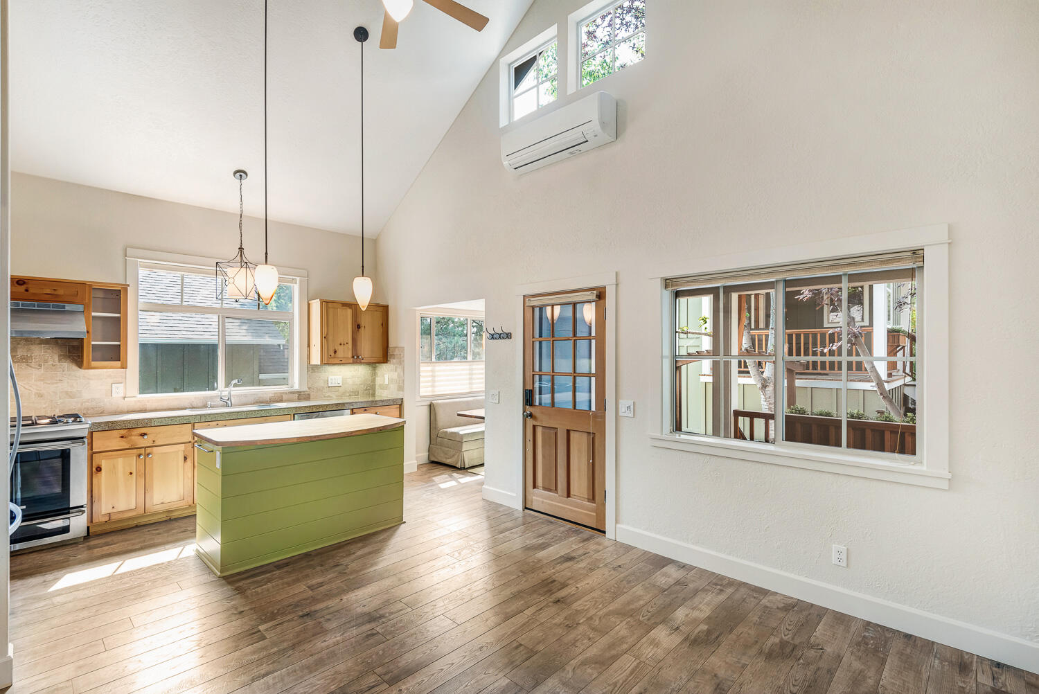 1940 NW Monterey Pines Drive, UNIT 8