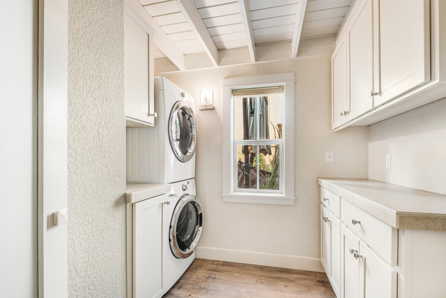 1940 NW Monterey Pines Drive, UNIT 8