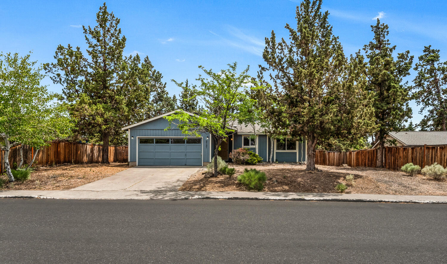 2131 NE Wells Acres Road