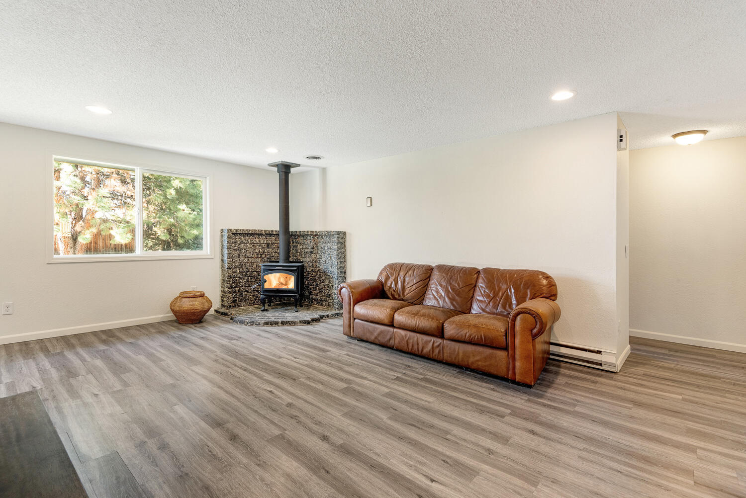 20863 Greenmont Drive