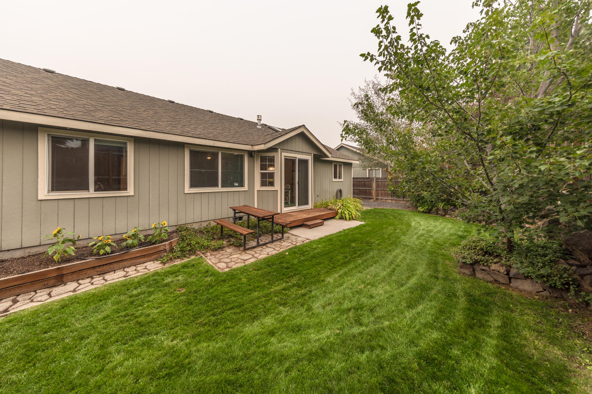 3325 NE Mendenhall Drive