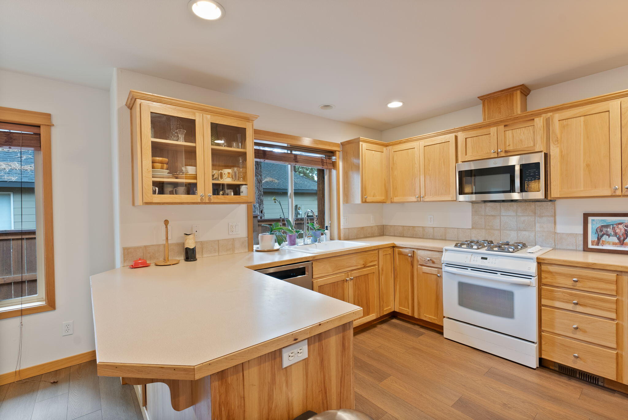 60808 Sawtooth Mountain Lane SE