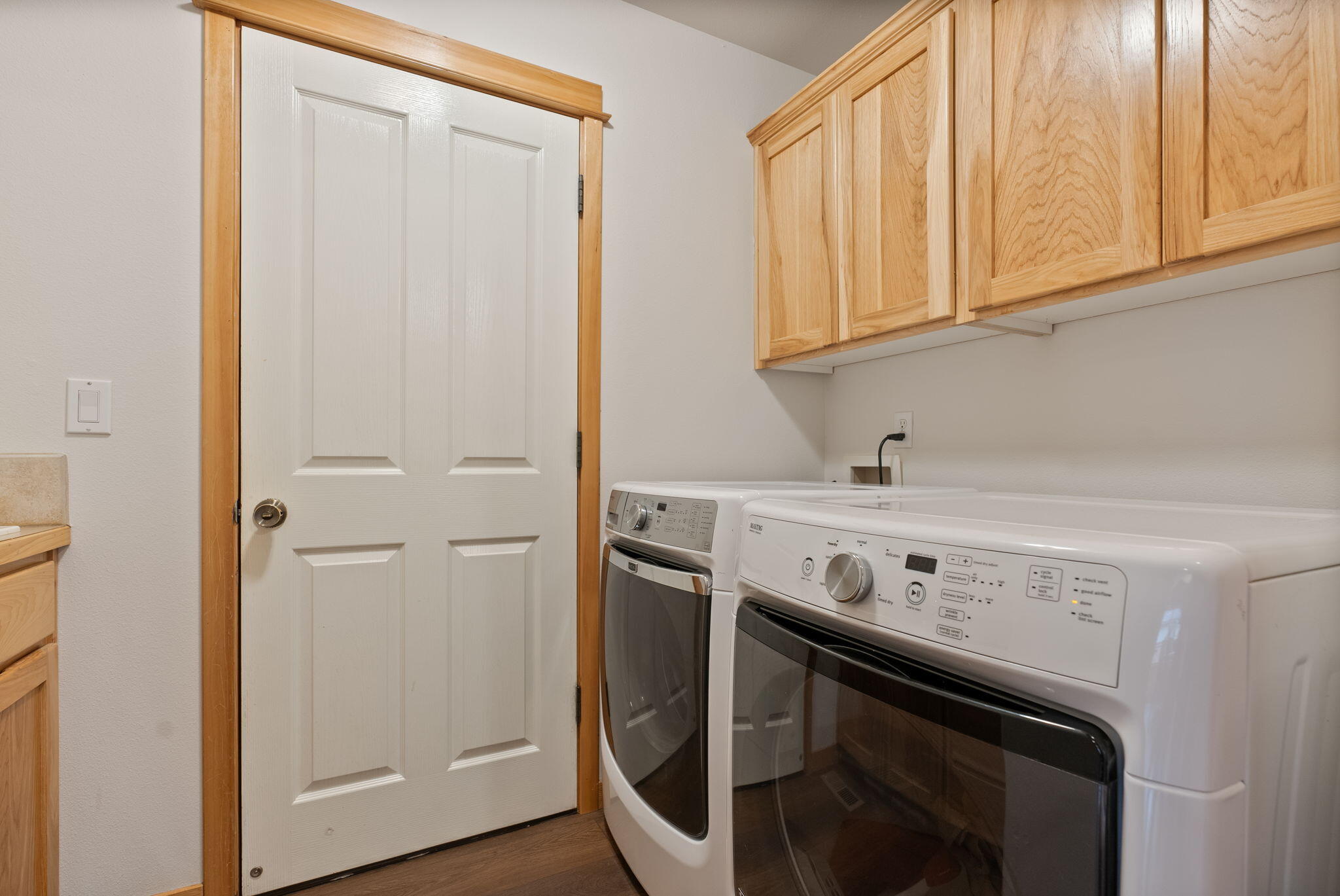 60808 Sawtooth Mountain Lane SE