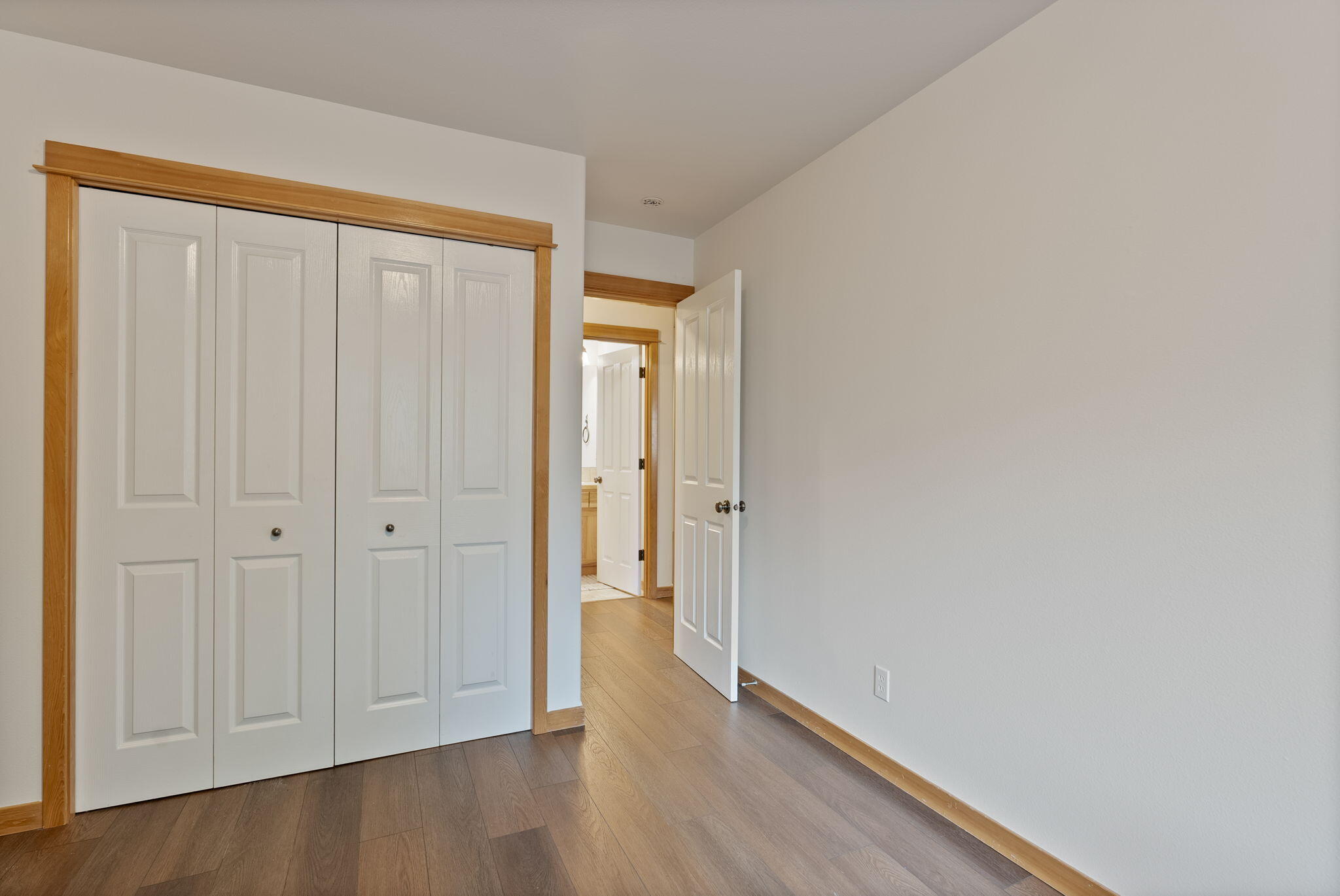 60808 Sawtooth Mountain Lane SE