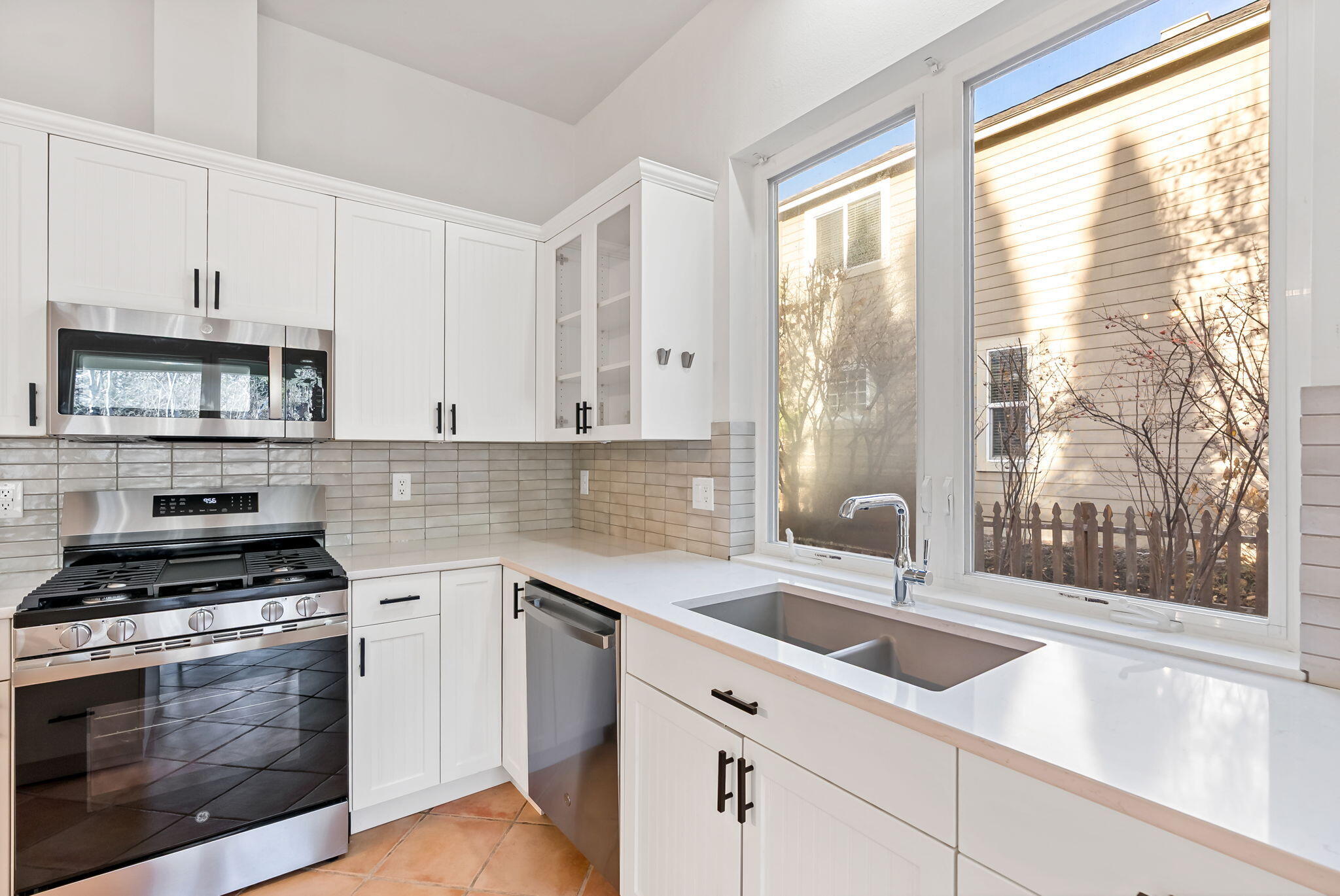 61624 Suttle Lake Court SW