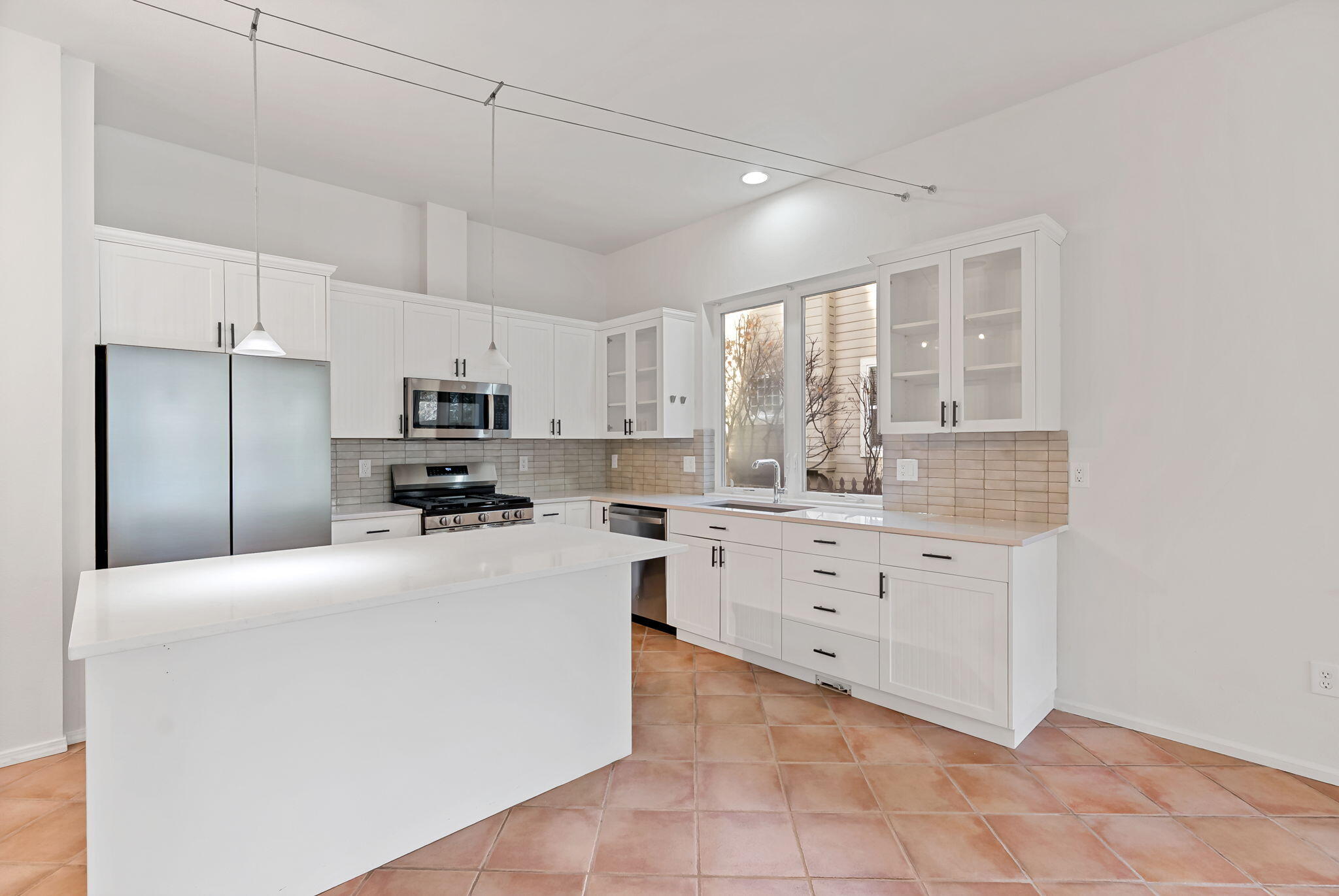 61624 Suttle Lake Court SW