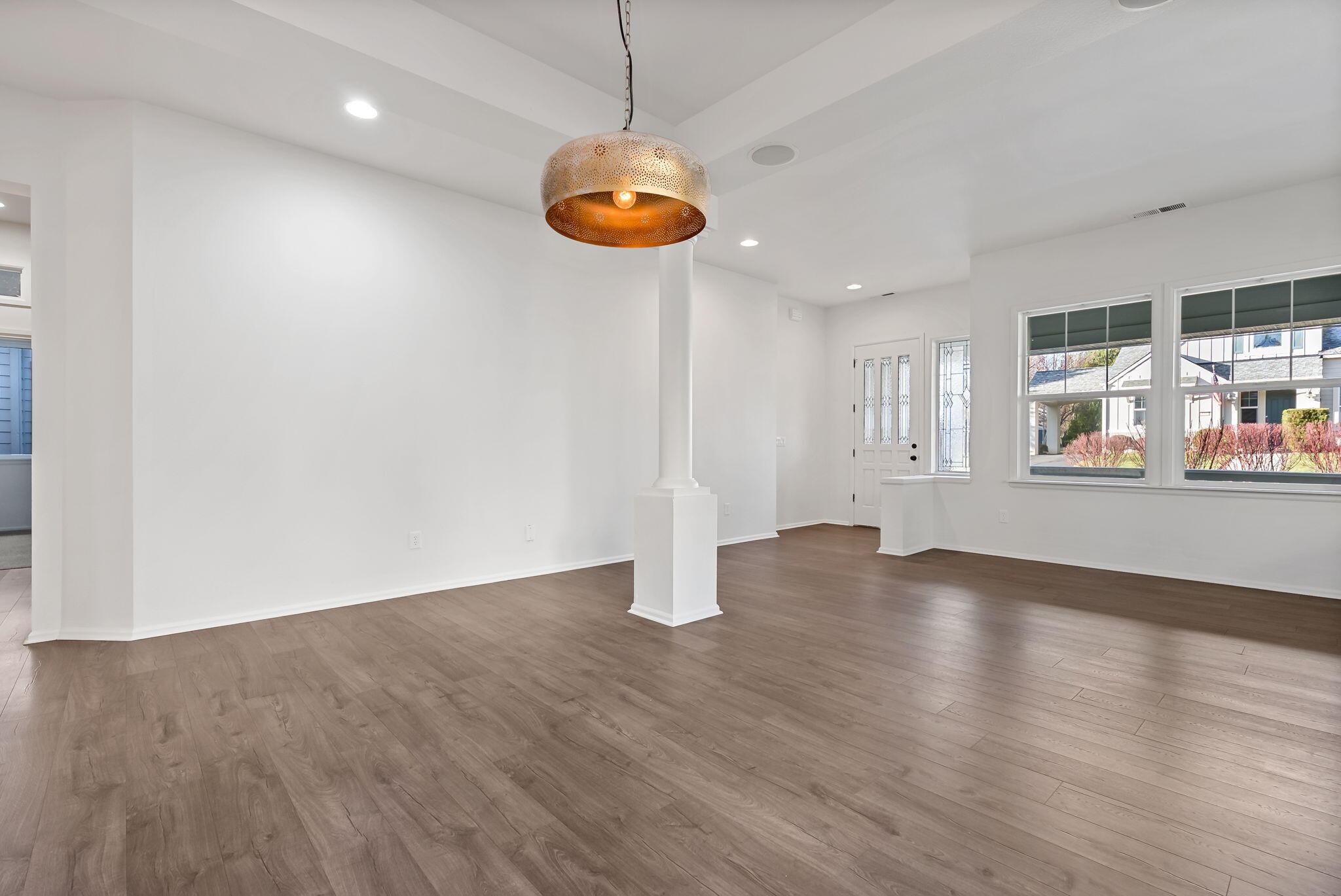 61624 Suttle Lake Court SW