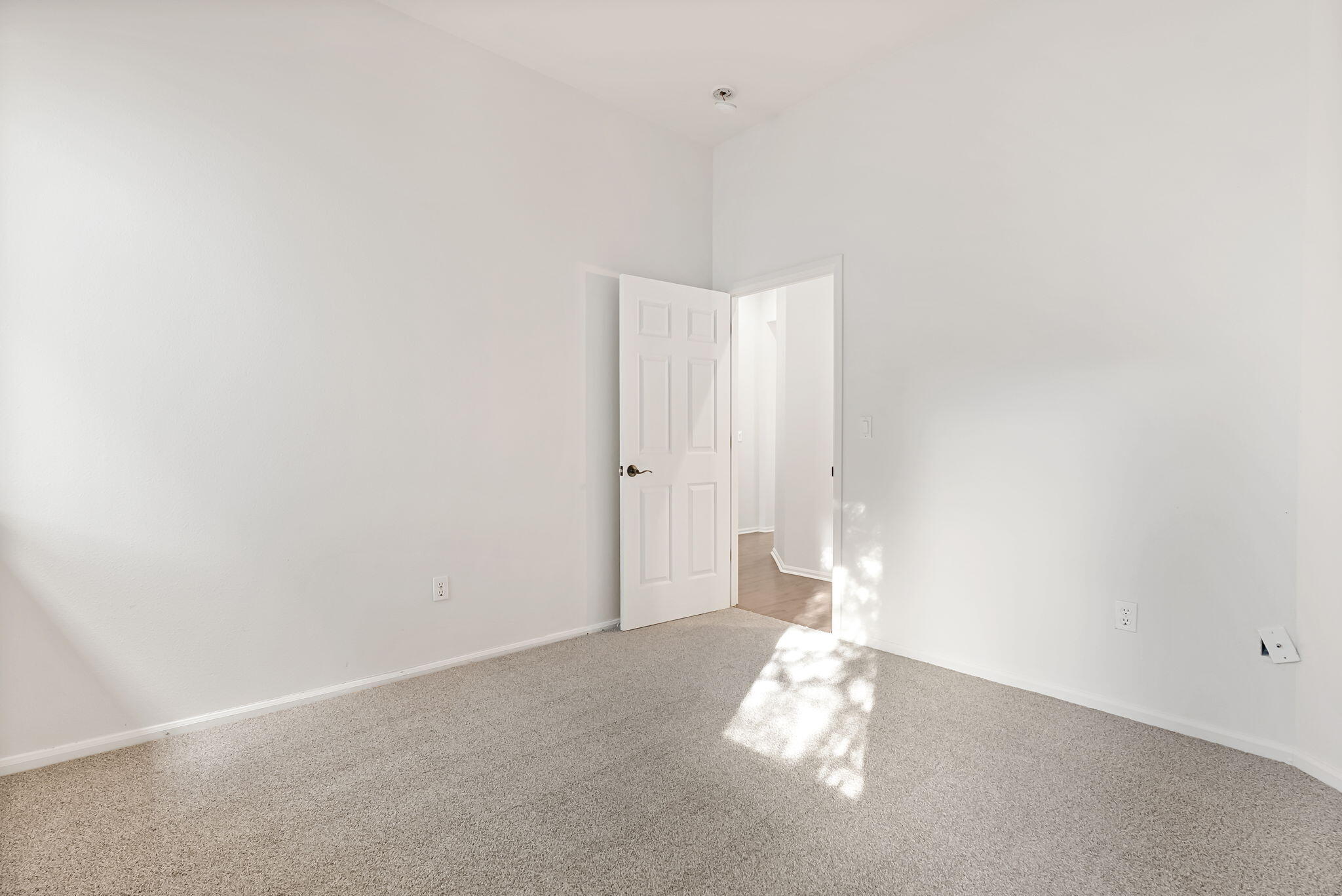 61624 Suttle Lake Court SW