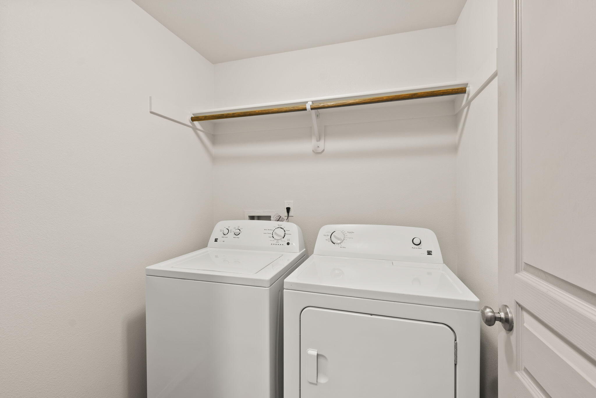 3539 SW Pumice Stone Avenue