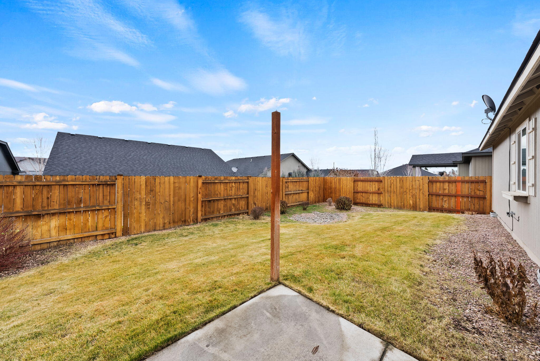 3539 SW Pumice Stone Avenue