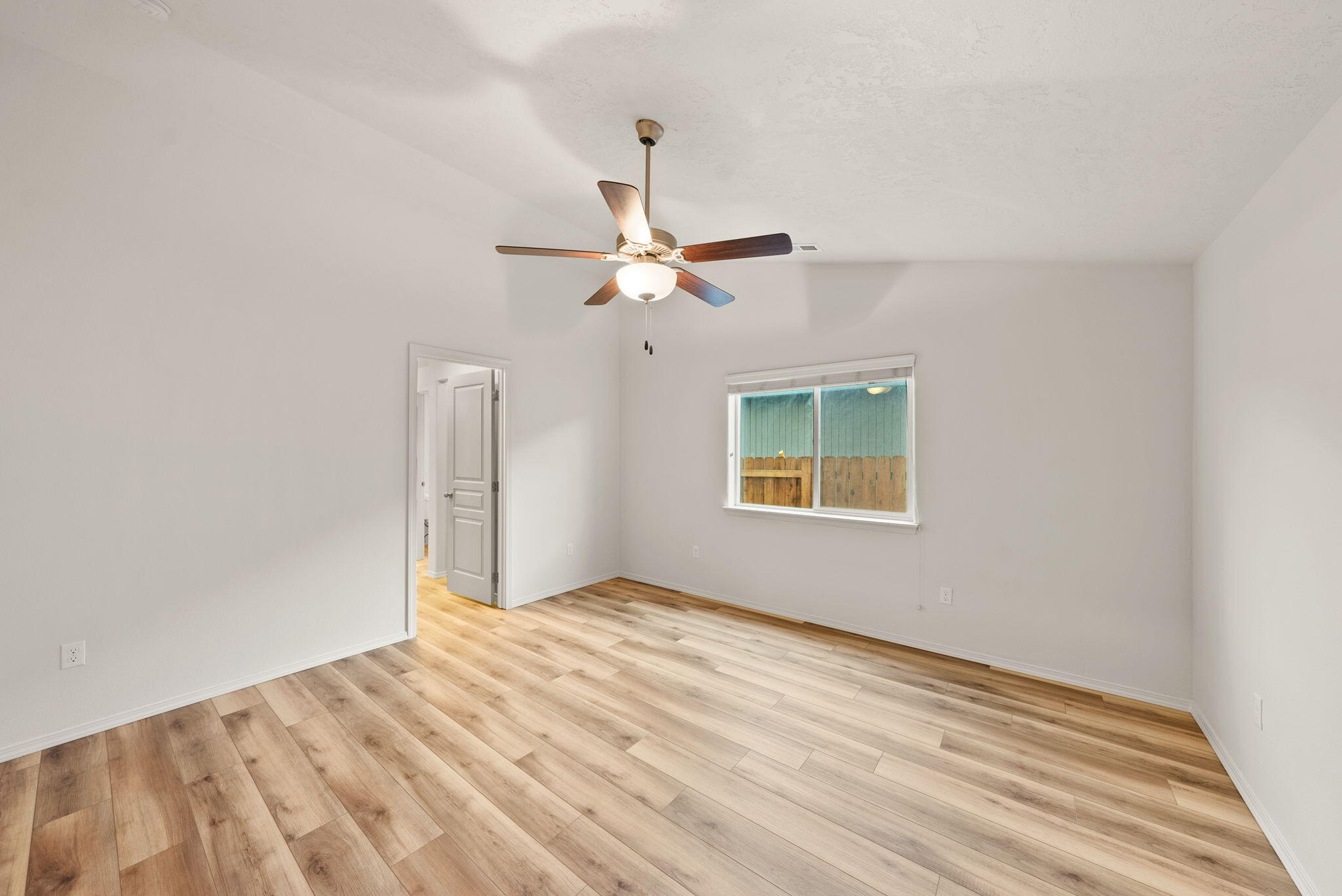 3539 SW Pumice Stone Avenue