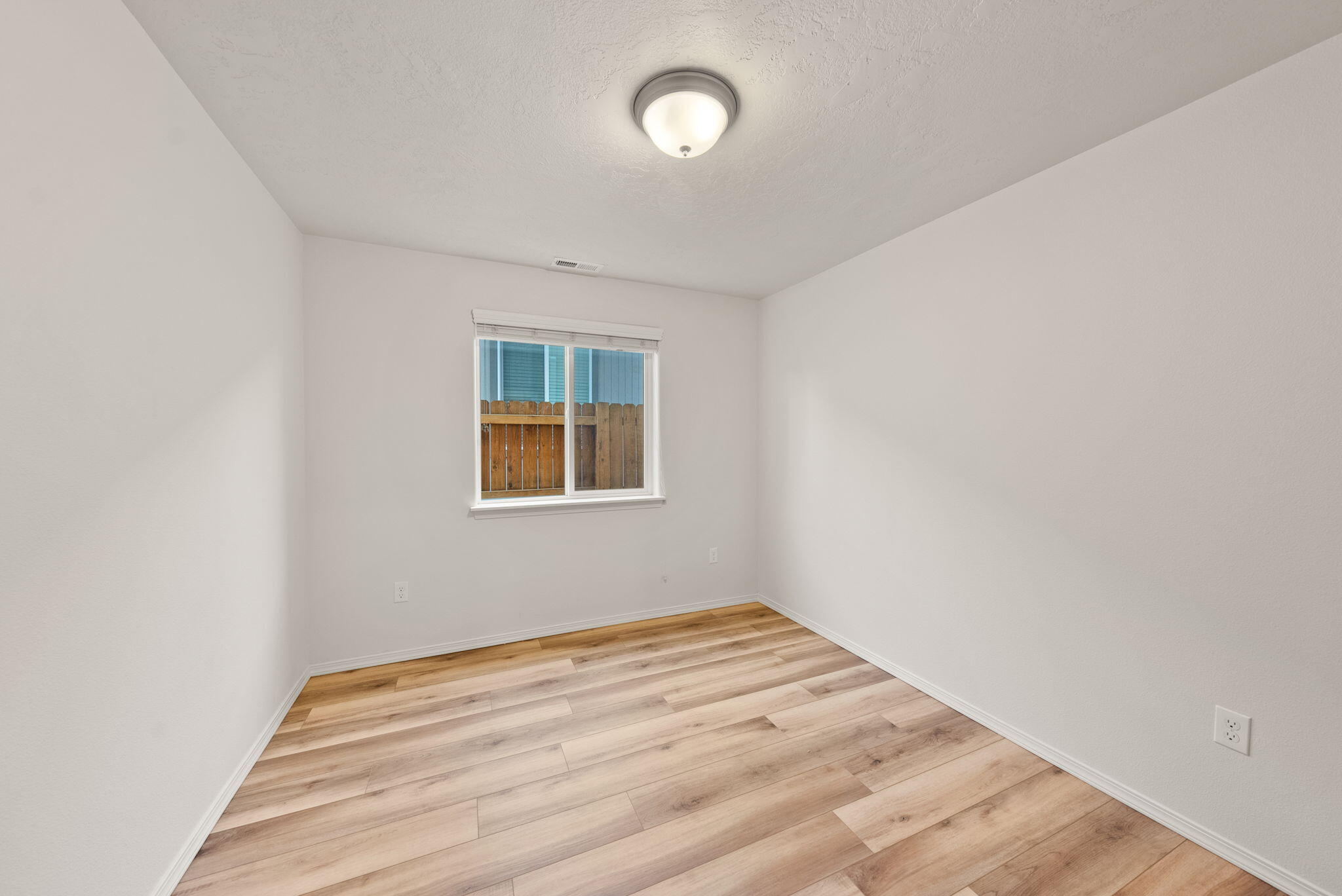 3539 SW Pumice Stone Avenue