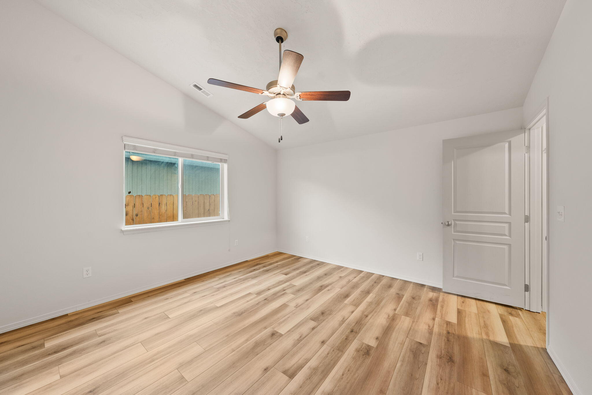 3539 SW Pumice Stone Avenue