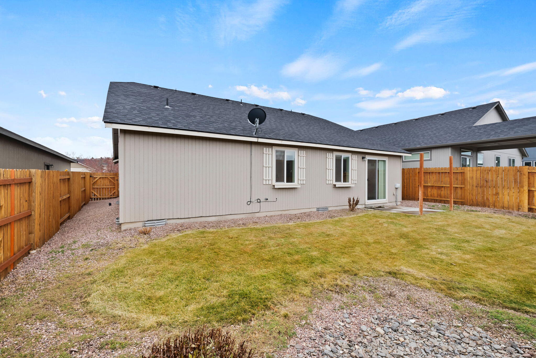 3539 SW Pumice Stone Avenue