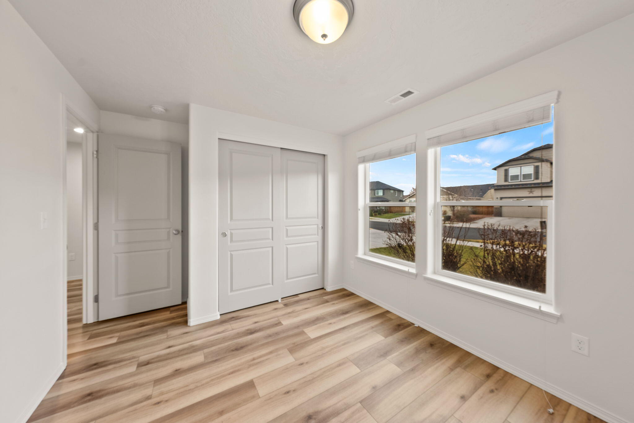 3539 SW Pumice Stone Avenue