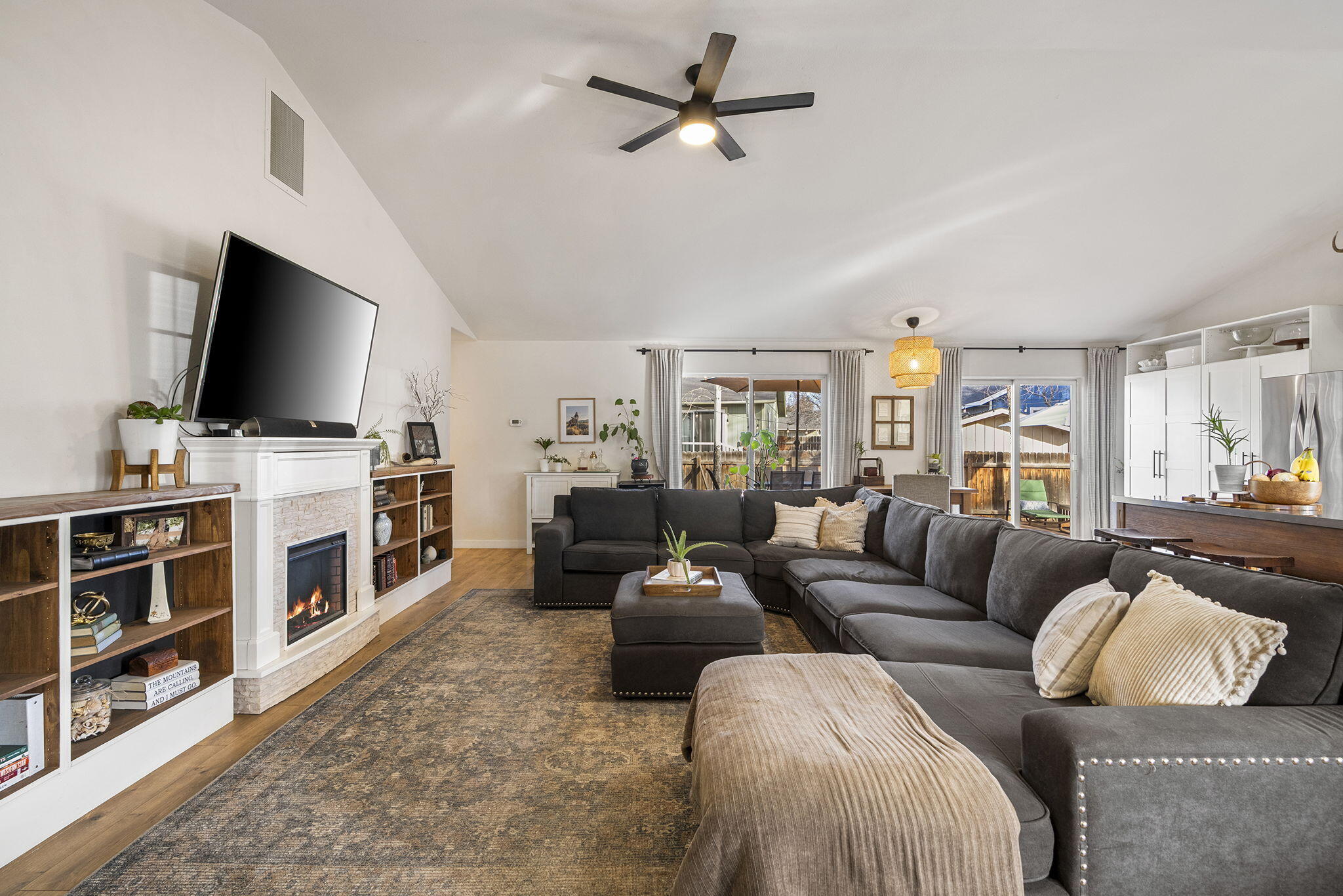 21374 Starling Drive