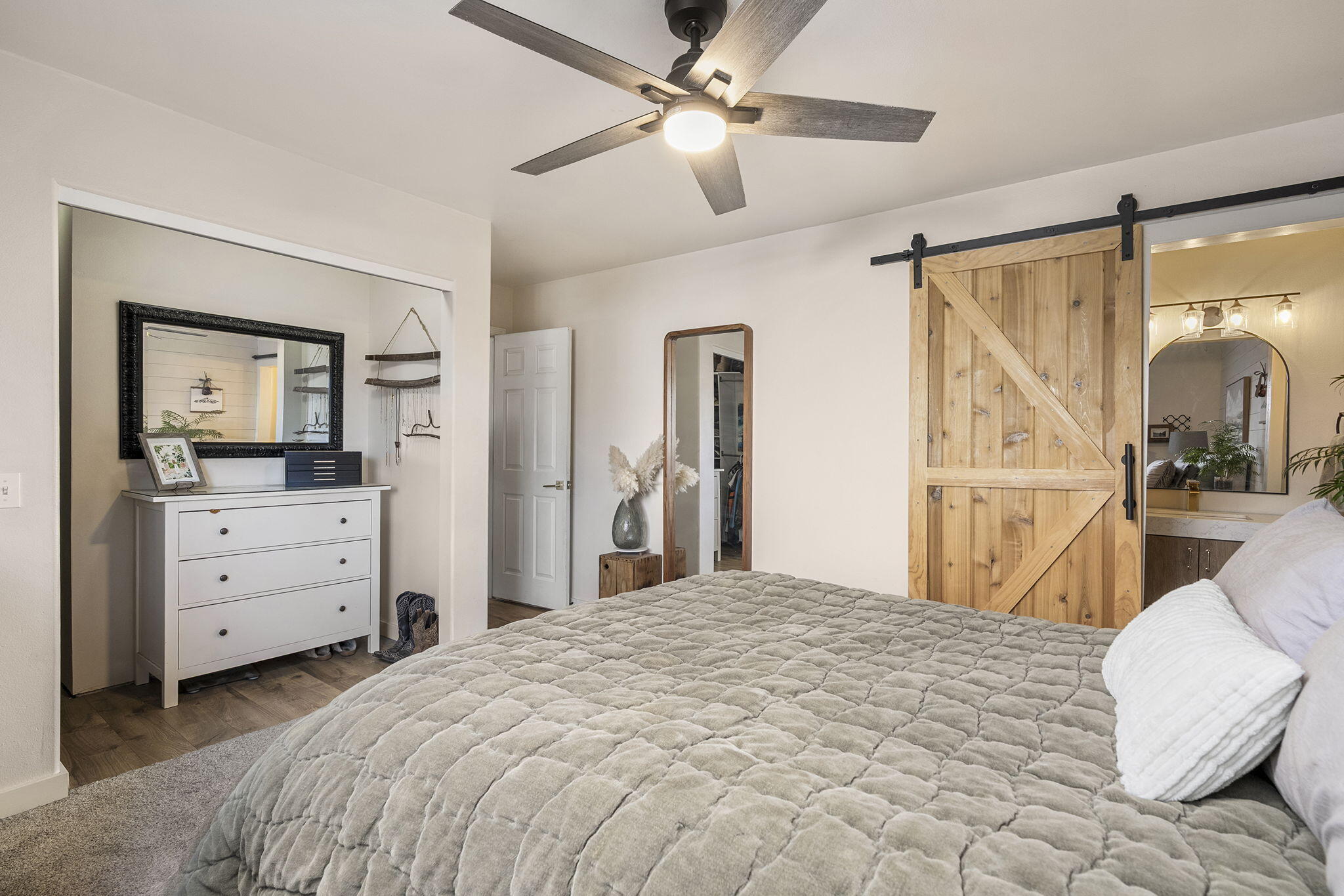 21374 Starling Drive