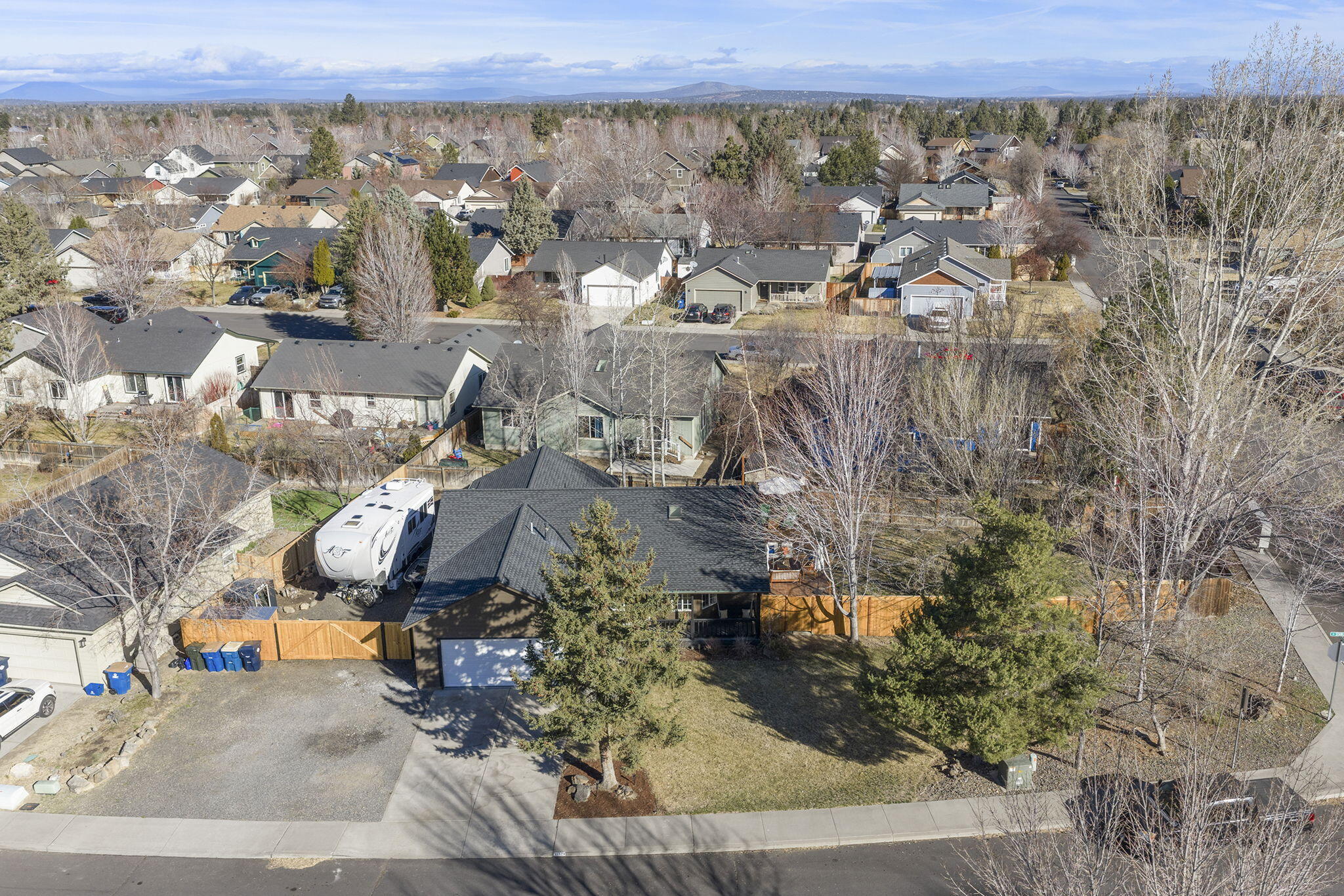 21374 Starling Drive