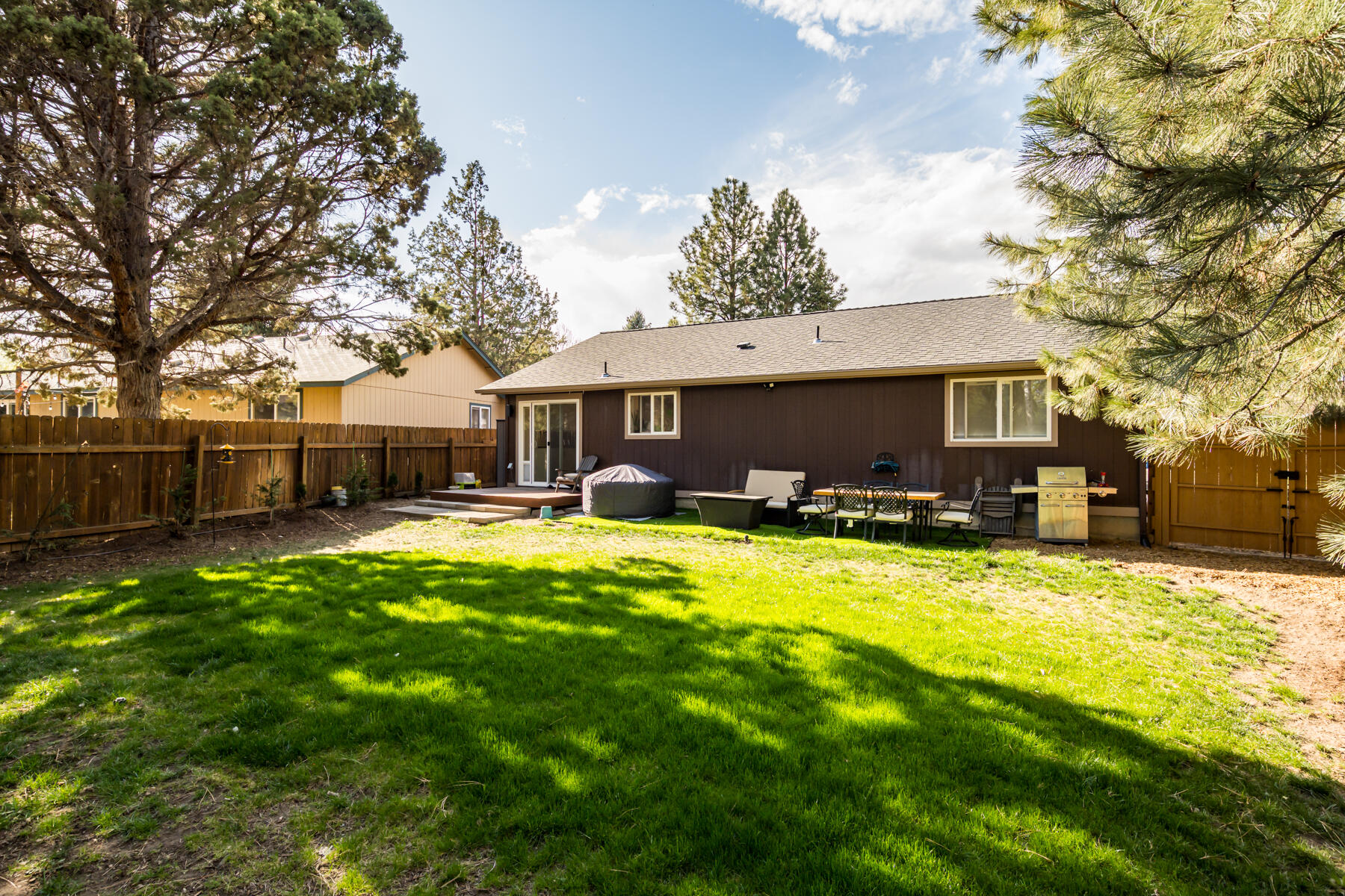 1710 NE Heavenly Court