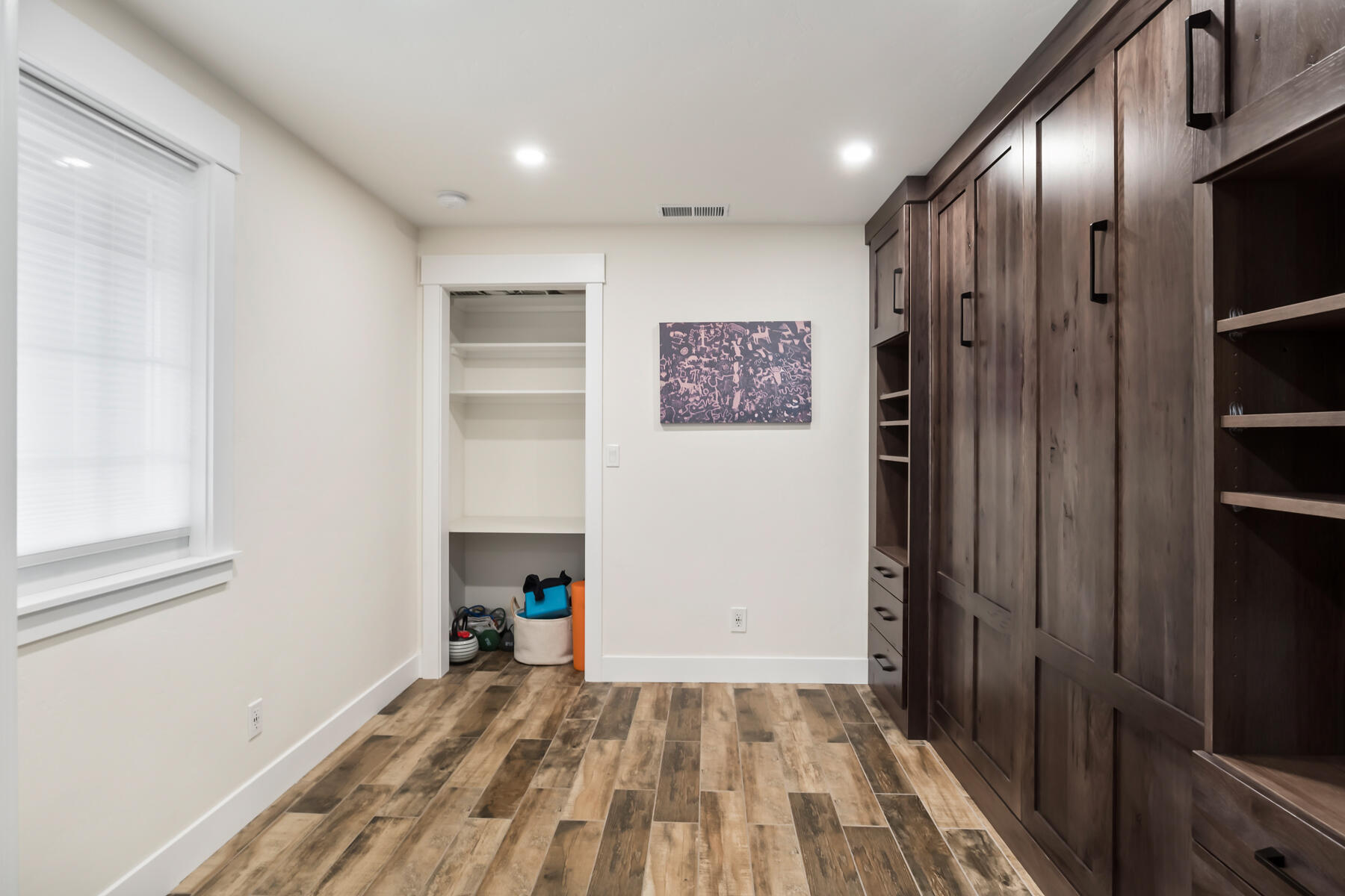 1710 NE Heavenly Court