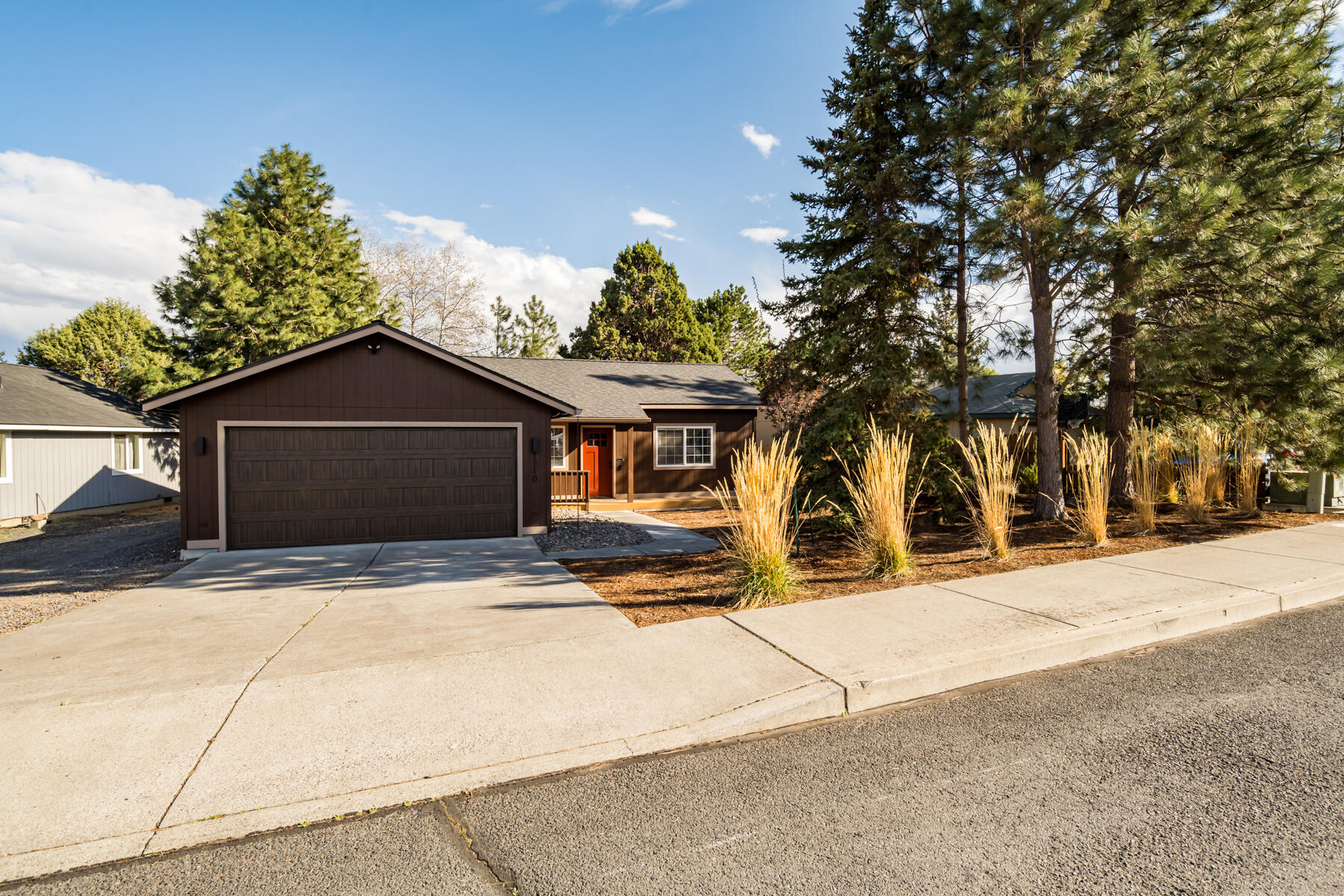 1710 NE Heavenly Court