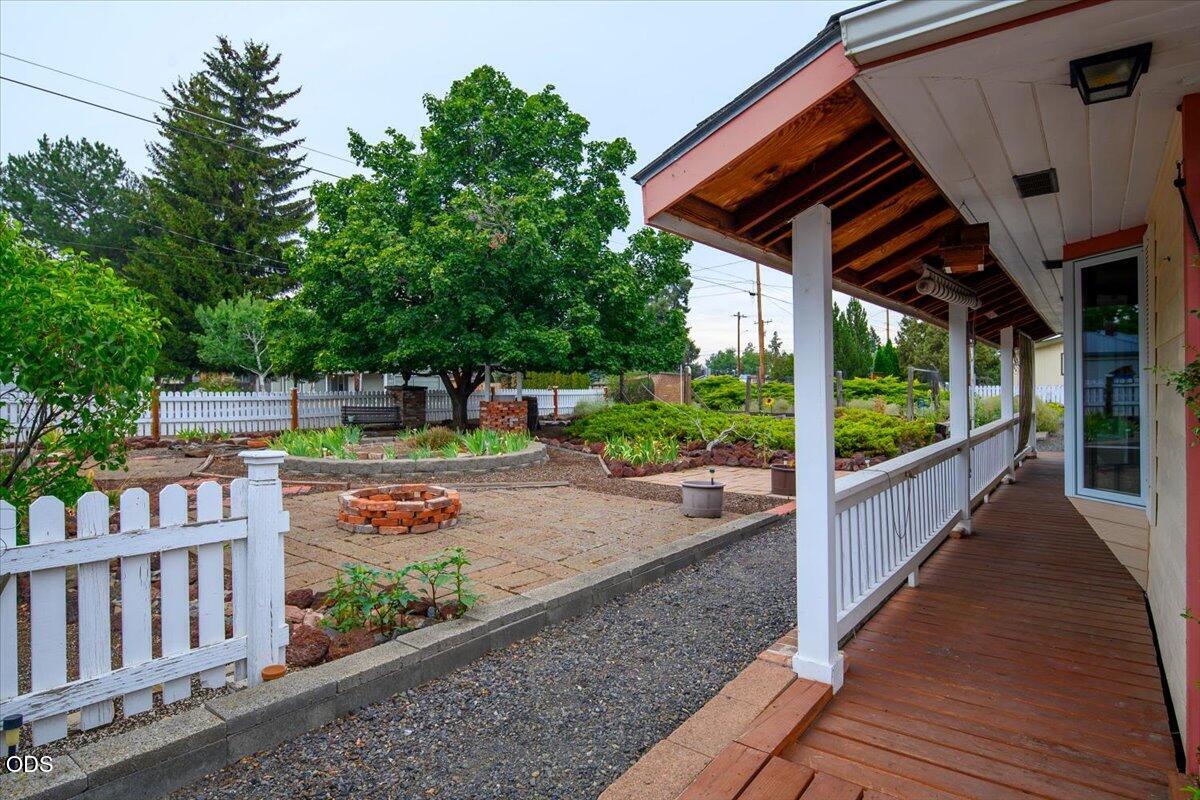 2586 SW 27th Street