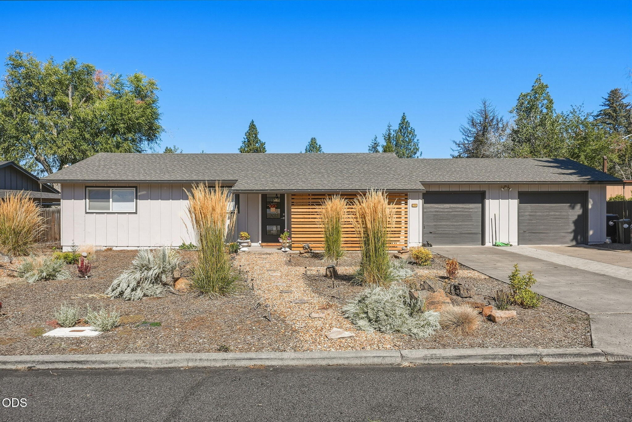 1648 NE Pheasant Lane
