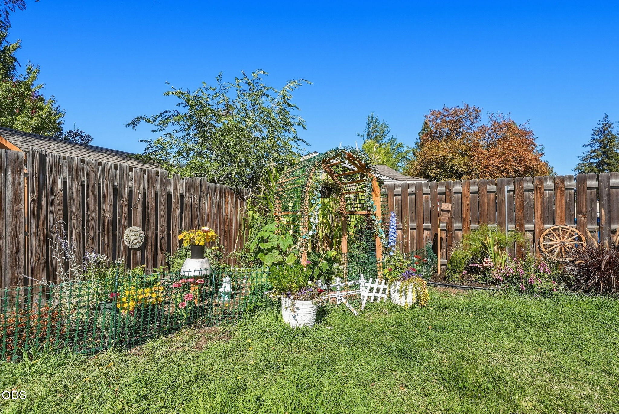 1648 NE Pheasant Lane