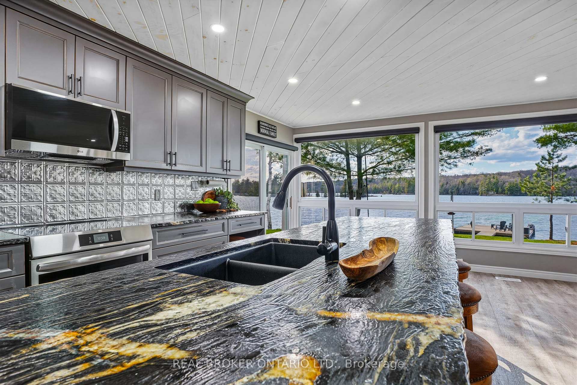 1109 Wilderness Island Trail W, Highlands East, ON K0L 1C0