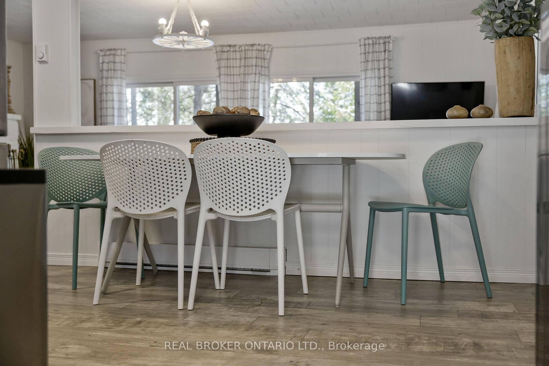 134 E Fleming Bay Road E