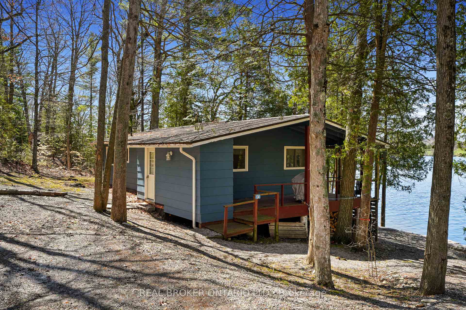 134 E Fleming Bay Road E