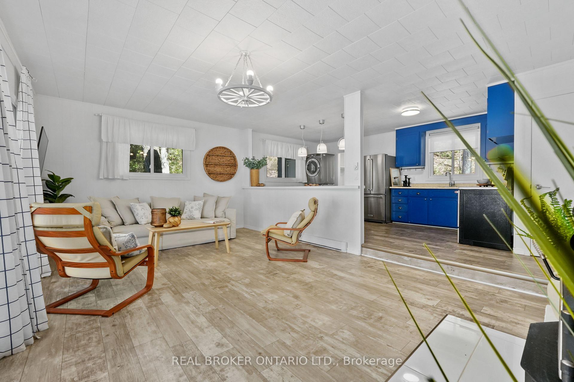 134 E Fleming Bay Road E