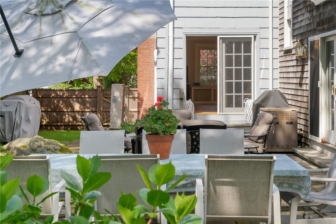 7 Florence Avenue