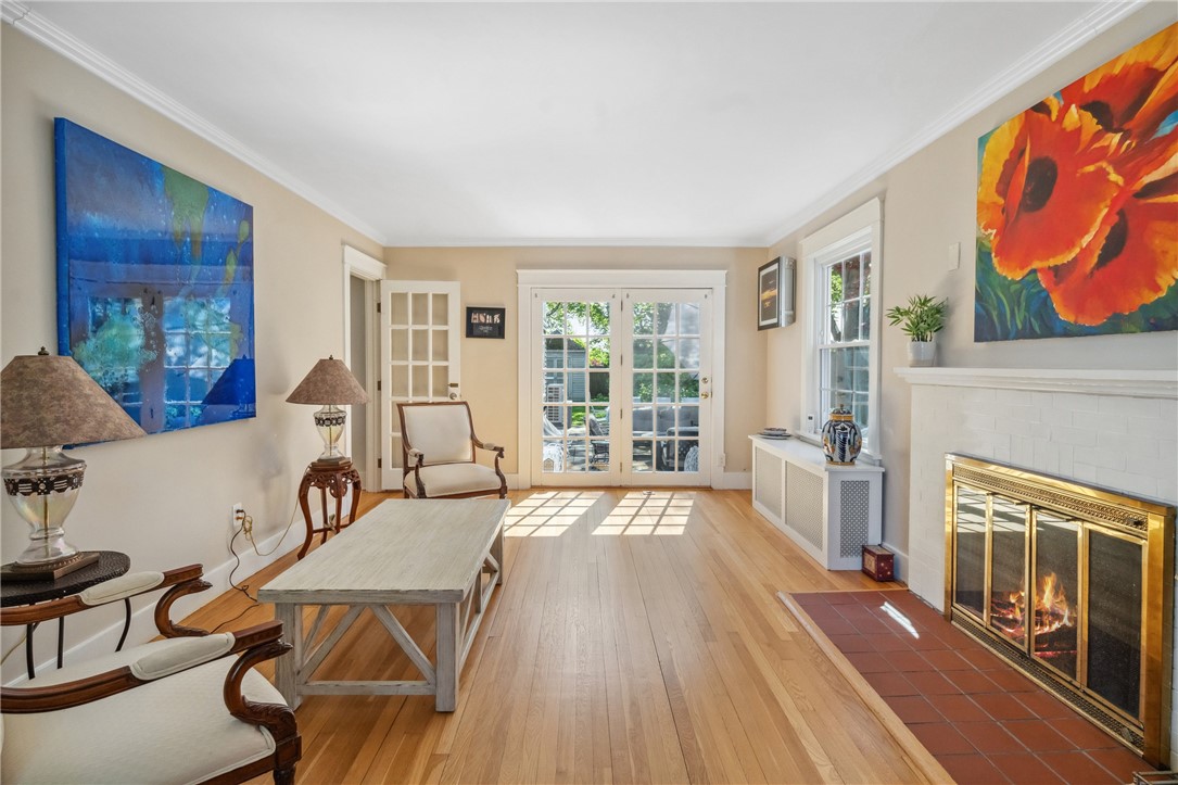 7 Florence Avenue