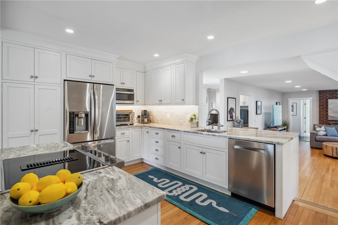 7 Florence Avenue