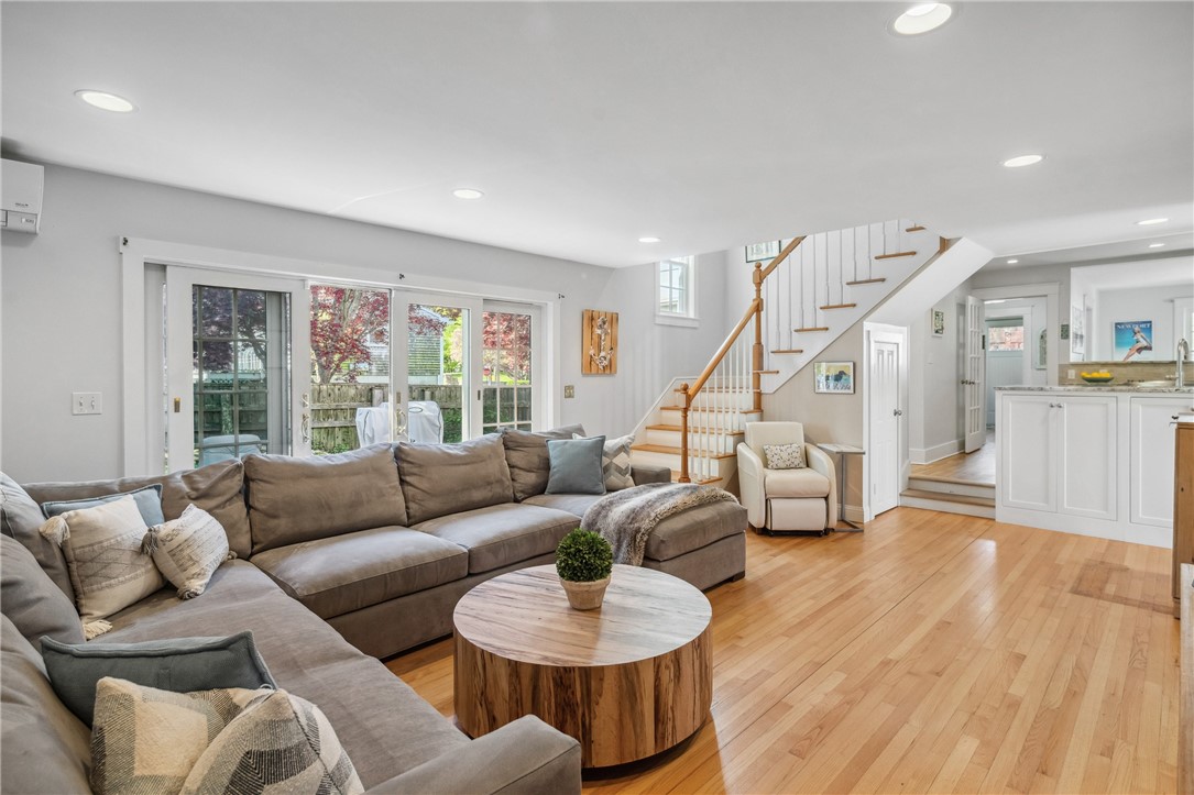 7 Florence Avenue