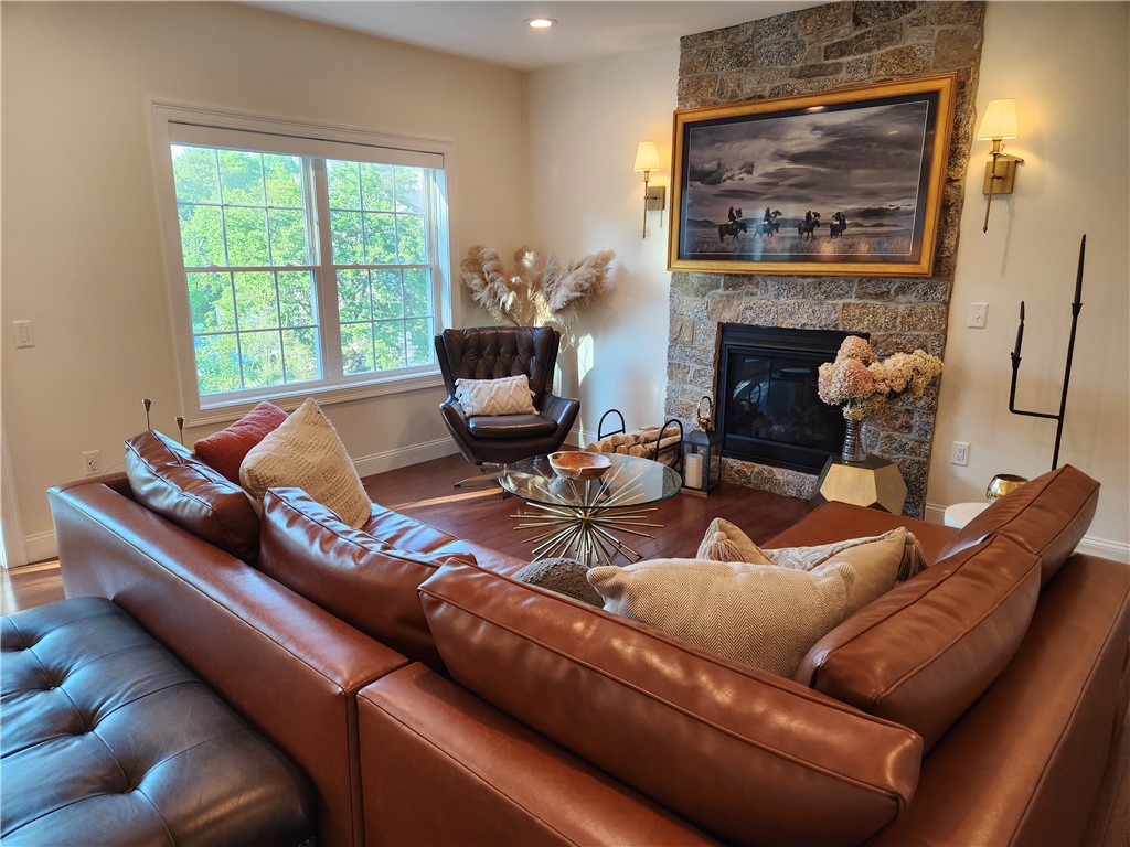 29 Wooded Grove Circle