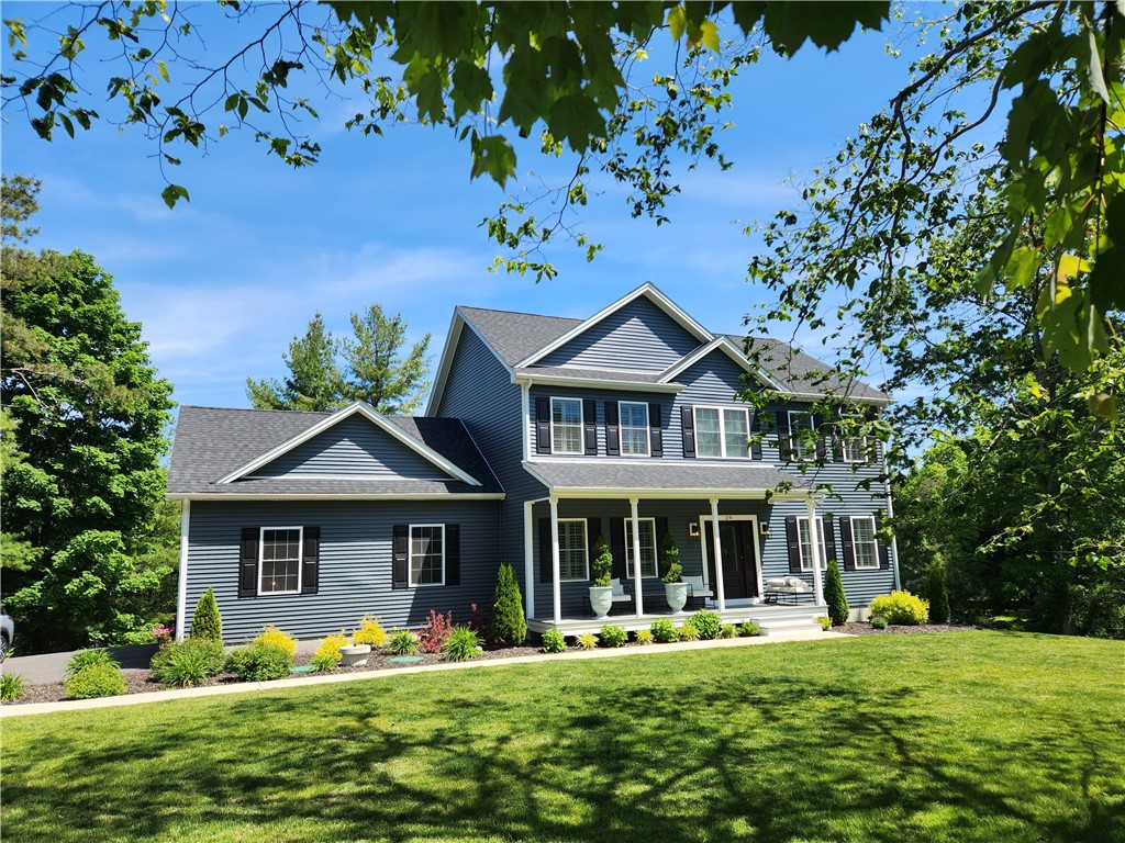 29 Wooded Grove Circle