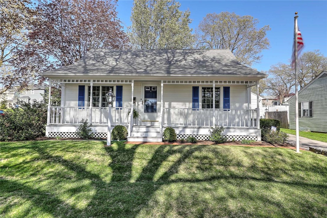 32 Glengrove Avenue